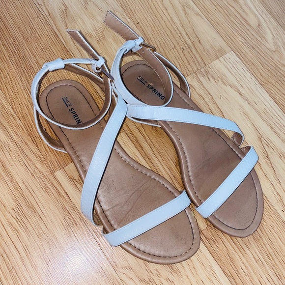 White Call it spring sandals - Picture 1 of 5